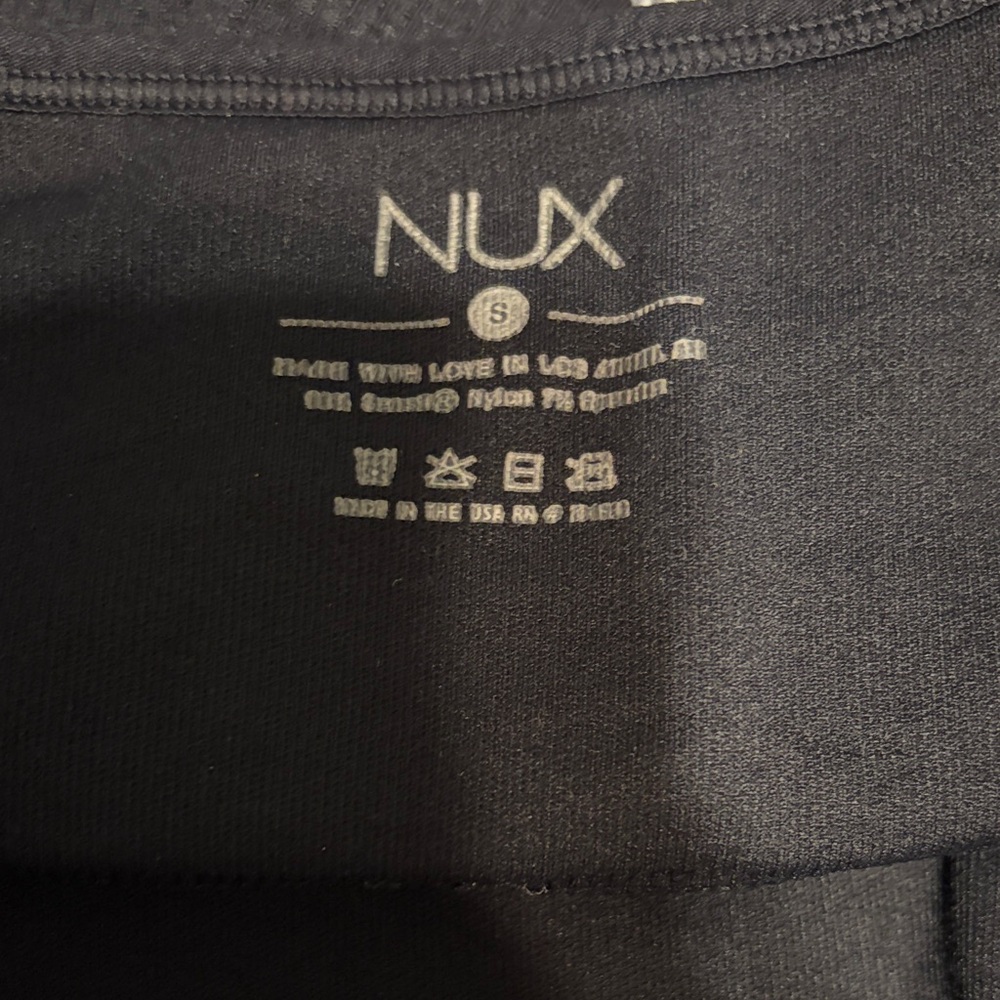Nux Black Ribbed Set - Picture 4 of 8